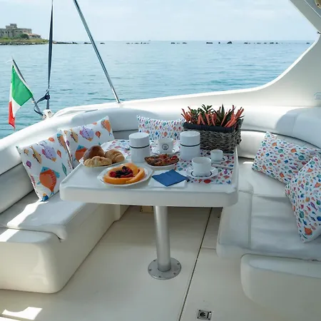 מלון דירות Duca70 