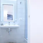 מלון דירות Duca70 
